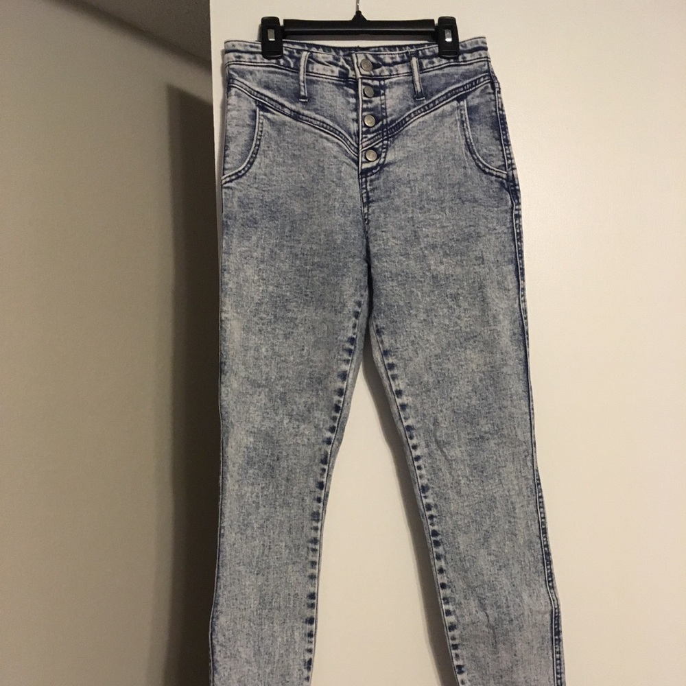 High rise button fly acid wash skinny jeans